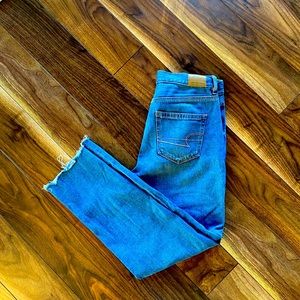 American Eagle mom jeans